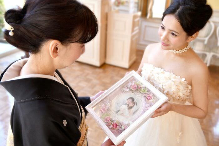 ラッピング？熨斗は必要？両親プレゼント贈呈の気になるアレコレ