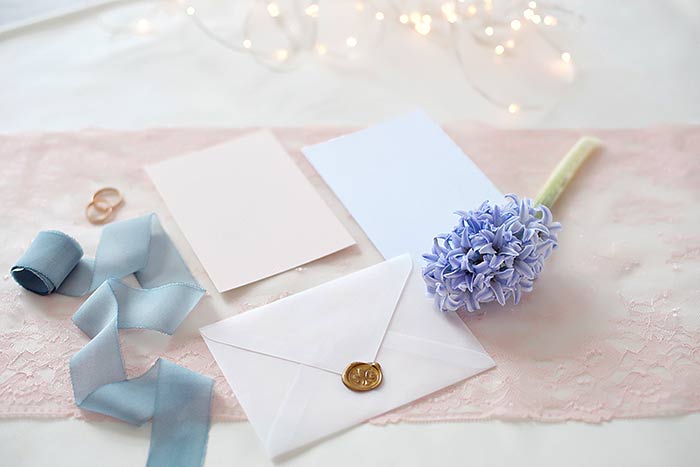 結婚式の招待状のデザイン決めに迷ったら！参考にしたいおすすめデザイン集