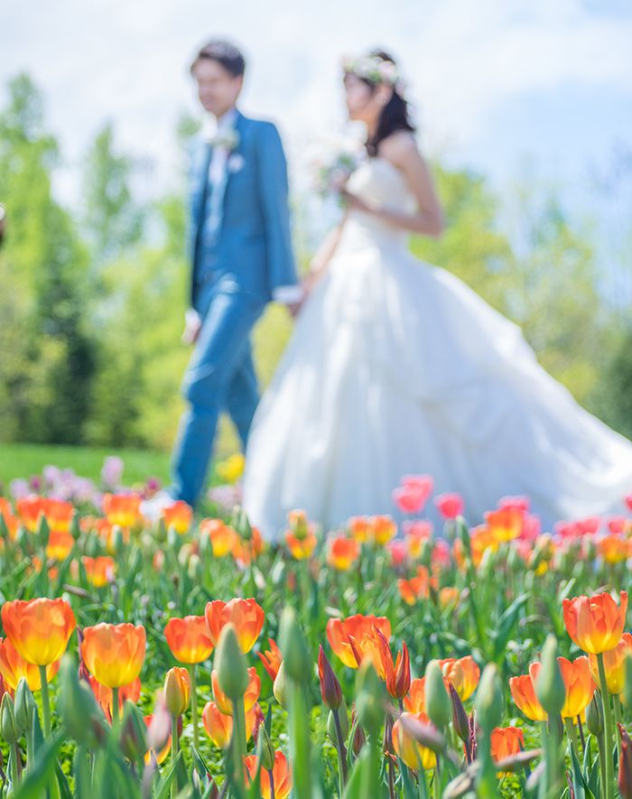 おしゃれな結婚式を綴るコラム ファルベ 可憐でかわいい チューリップデザイン