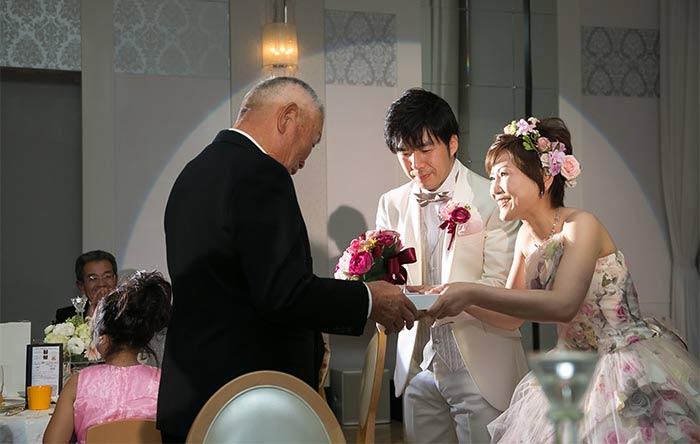 【お客様の声】会場全体が感動に包まれる♡おじいちゃんおばあちゃんへのサプライズ