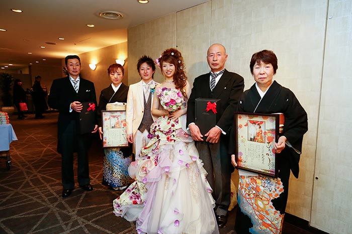 【お客様の声】和装の前撮り写真にぴったり！大きめサイズで感動も大きく♡子育て感謝ボード