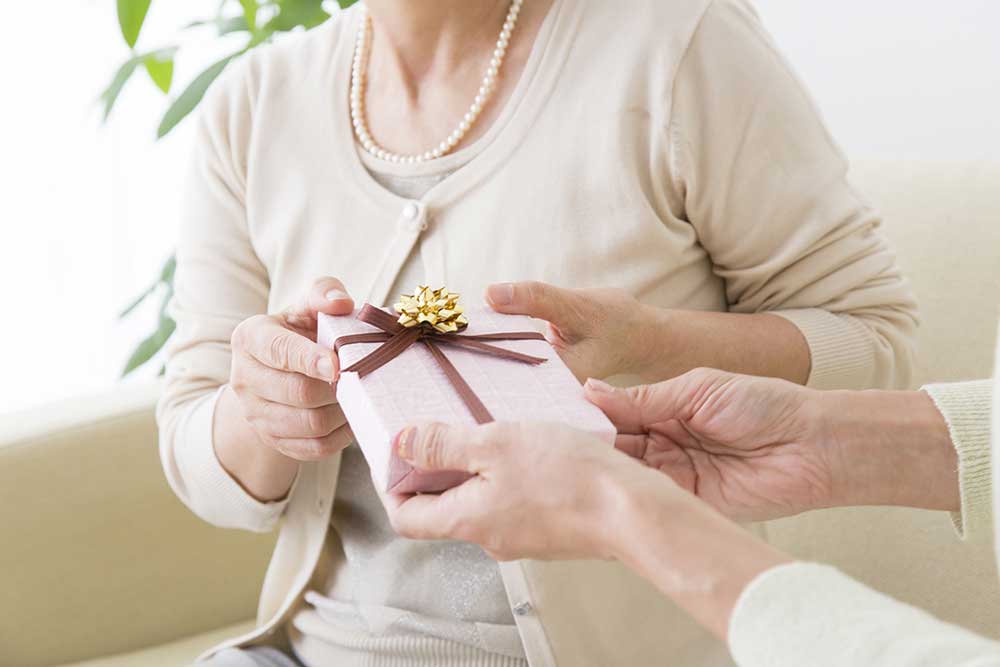 敬老の日にギフト渡せなかった方へ！今からでも大丈夫！