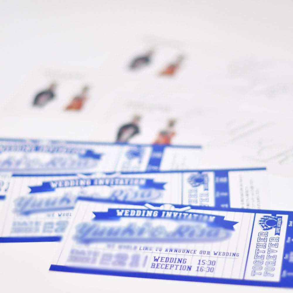 【オリジナル実例】シンプルホワイトにベイスターズカラーがめちゃ映え♪観戦チケット風招待状