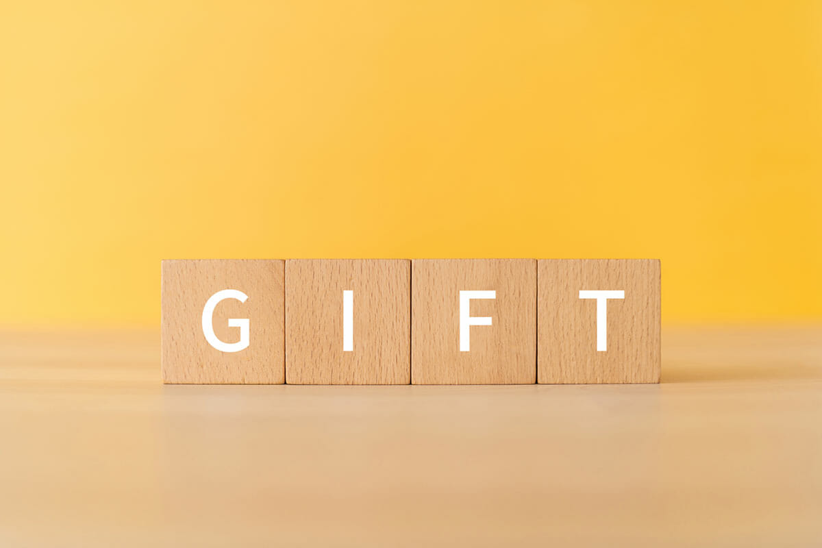 結婚式のドレス・タキシード当てクイズにオススメな景品！