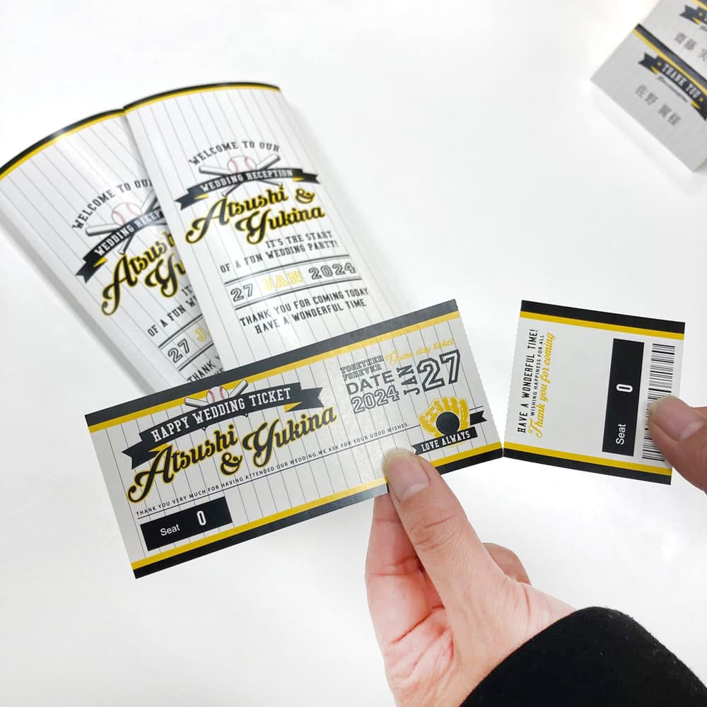 色を変えるだけ！阪神タイガース好きの結婚式当日ペーパーアイテム