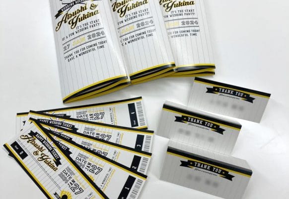 色を変えるだけ！阪神タイガース好きの結婚式当日ペーパーアイテム