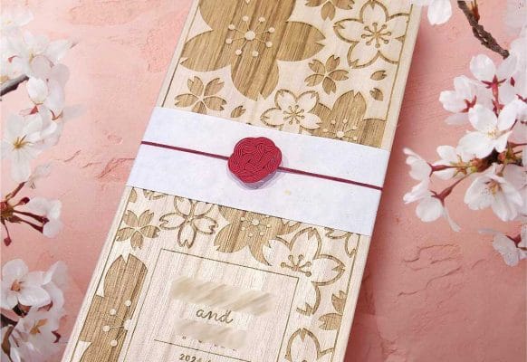 桜満開の結婚式に！桐箱に大切な想いを詰め込んだ両親ギフト「夫婦箸」