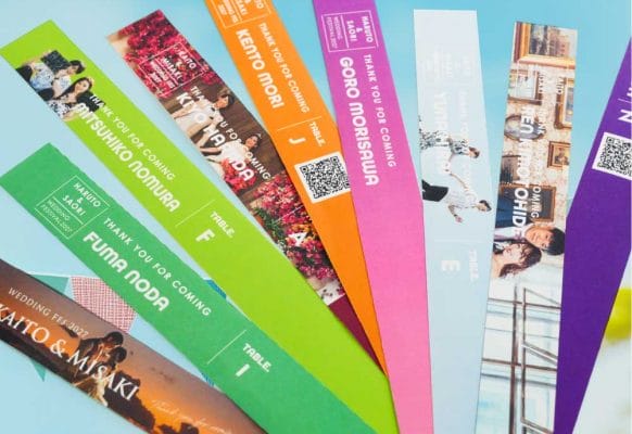 新登場のフェス風【リストバンド】型エスコートカード！こんなアレンジが楽しい！