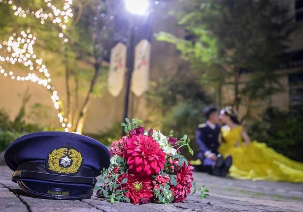 星座付き結婚証明書をご注文いただいたお客様のお写真＆声