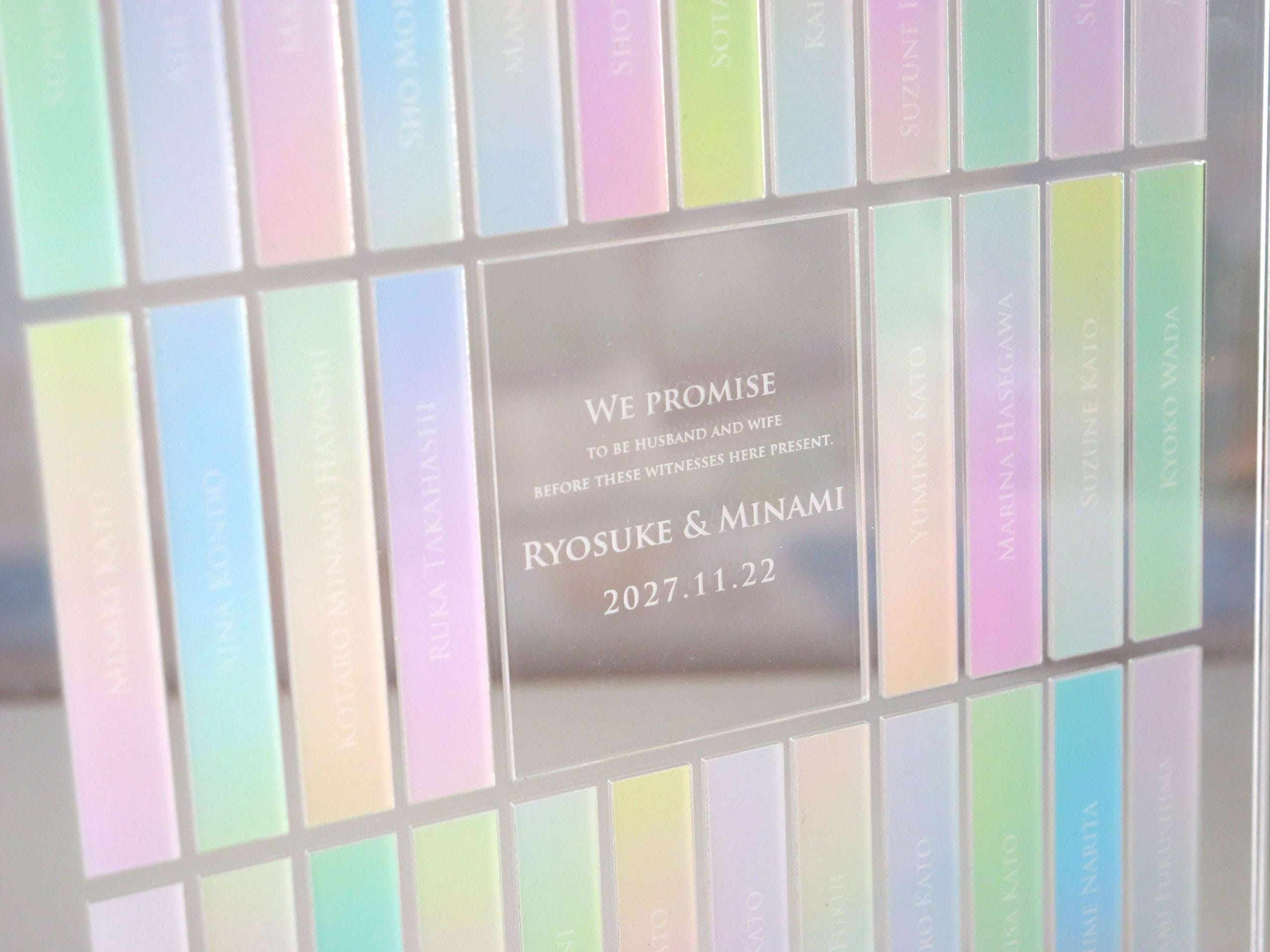 《新発売》2025年結婚式はこれで決まり！ミルキーカラー×アクリル結婚証明書