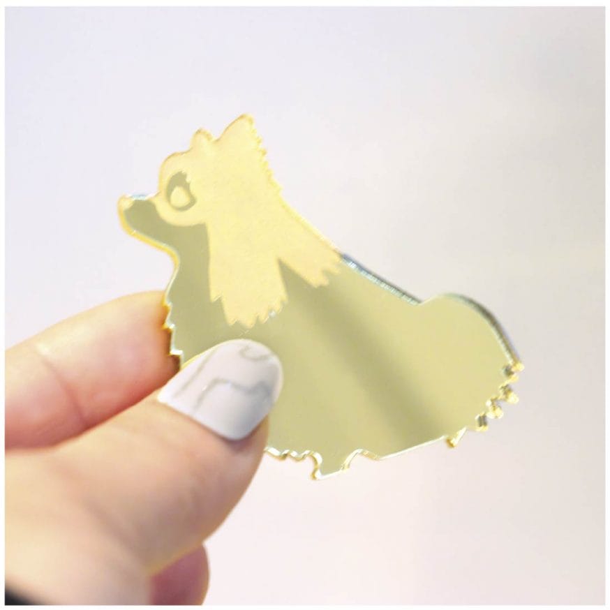 アクリルミラータイプなのでキラキラ