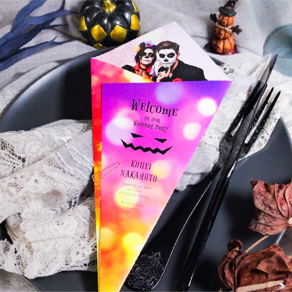 ハロウィンデザインの花束型の結婚式席札メニュー