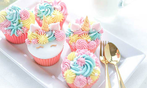 パステルカラーのアイテム