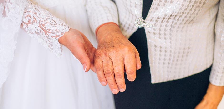 結婚式に参加できない祖父母へのおすすめの演出やプレゼント特集