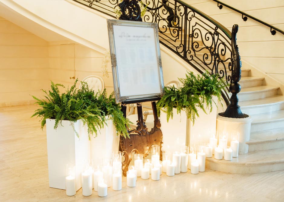 受付スペースをおしゃれに飾れるシーティングチャート