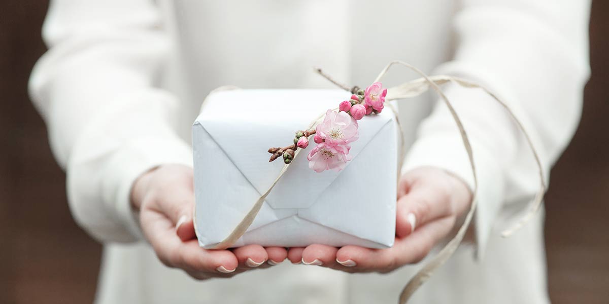 シーズン問わず老若男女に大人気！結婚式ギフトには「桜」が断然オススメ！