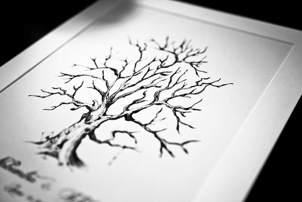 ウェディングツリー用に木の枝だけの状態で描かれた台紙