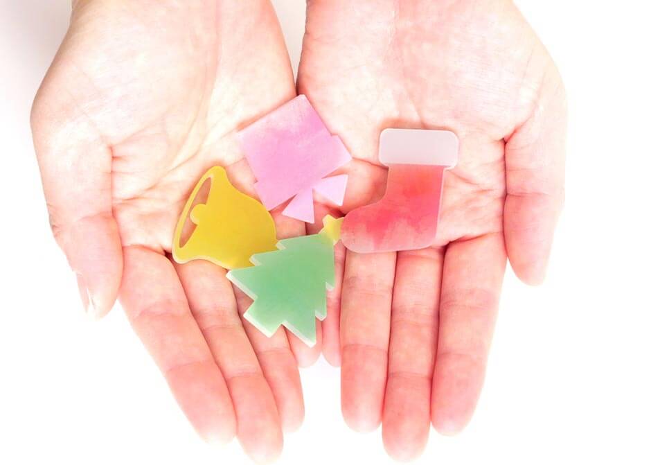 ウェディングドロップのゴールドのさくらの花のチップ