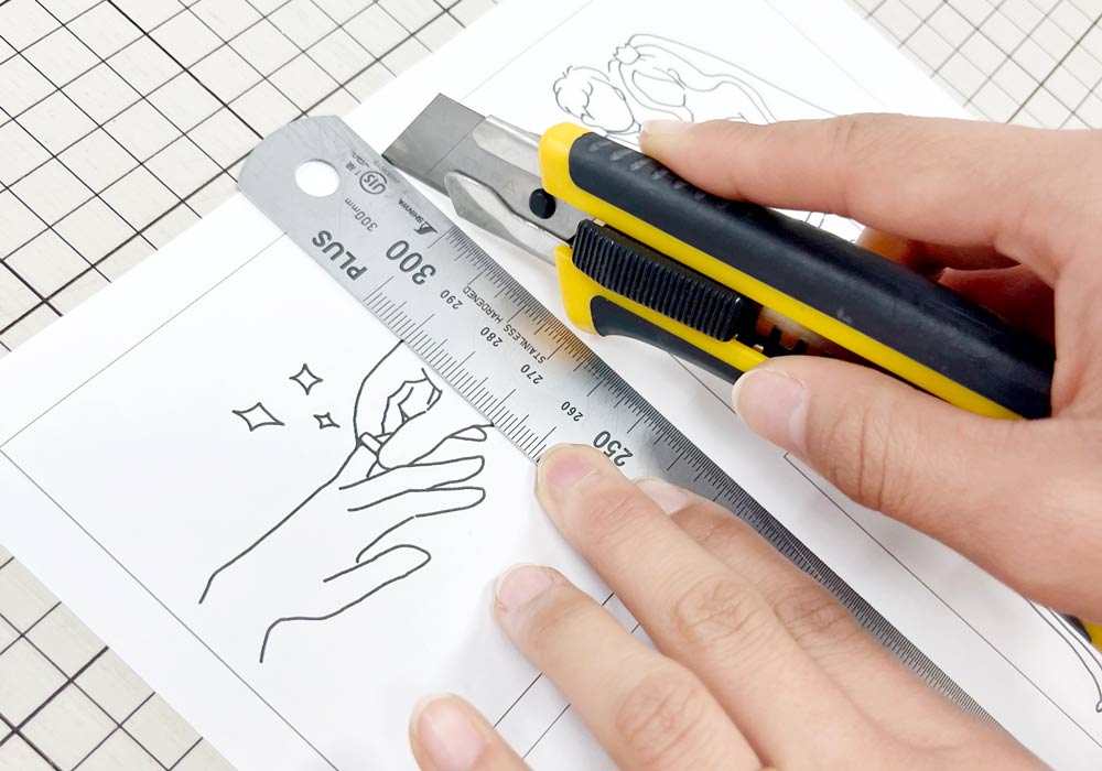 ミールヘーデン用イラストをカットしている