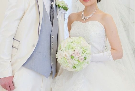 花嫁の美しい姿勢