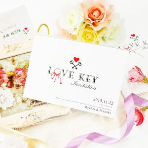 ハートモチーフ愛かぎ招待状