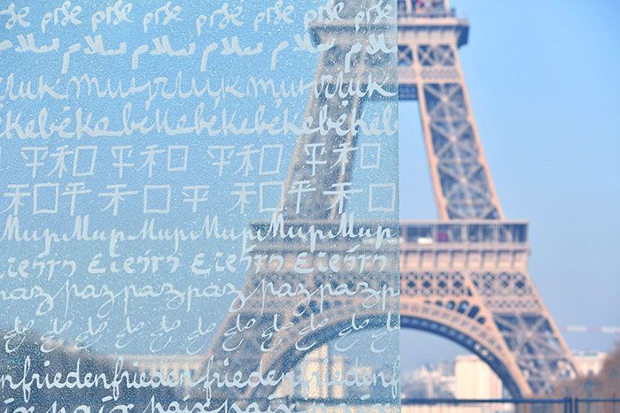 新婚旅行の前に予習 撮影別でみるエッフェル塔の魅力とは アツメル結婚式レシピ 買える結婚式アイテム Wedding Mart ウェディングマート