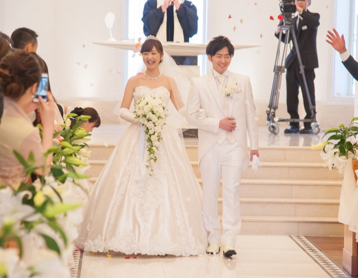 卒花さんの結婚式レポ Sugerより甘い すべてにこだわった大人可愛い豪華wedding アツメル結婚式レシピ 買える結婚式アイテム Wedding Mart ウェディングマート