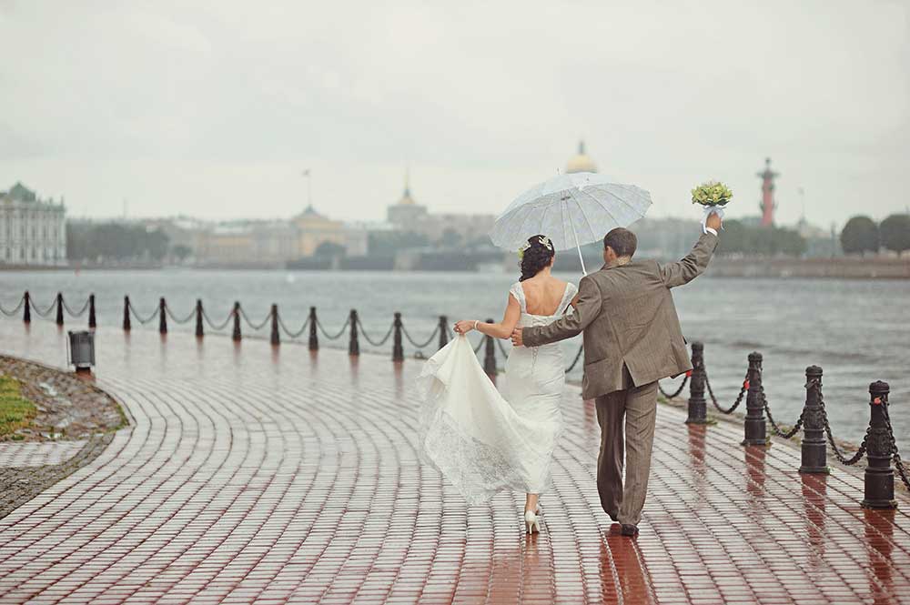 rainy wedding