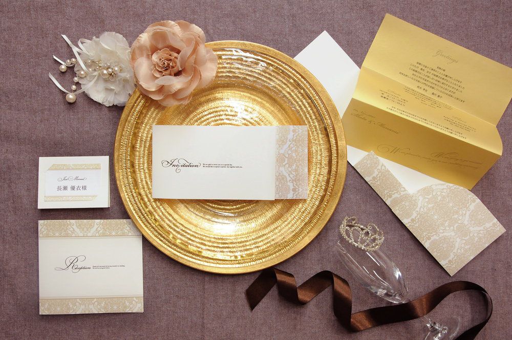 招待状グロッシー